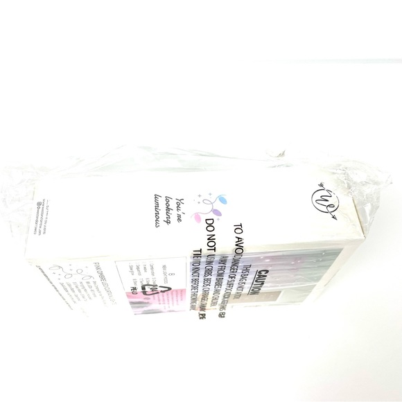 2 boxes for $12  LED Ombre Cascading Curtain Lights USB or Battery Operat… - Picture 6 of 7